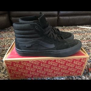 vans sk8 hi pro all black